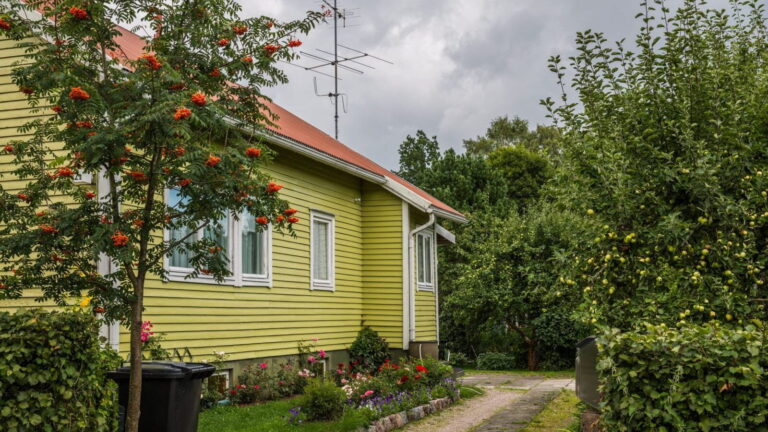 Koneellinen ilmanvaihto vanhaan taloon- miksi se ei kannata?